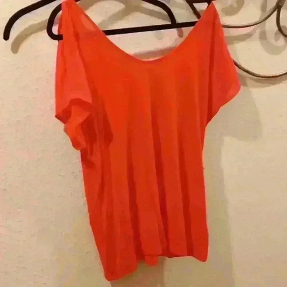 5/$25 APT. 9 SIZE LARGE COLD SHOULDER BLOUSE BLOOD ORANGE COLOR - Picture 6 of 7